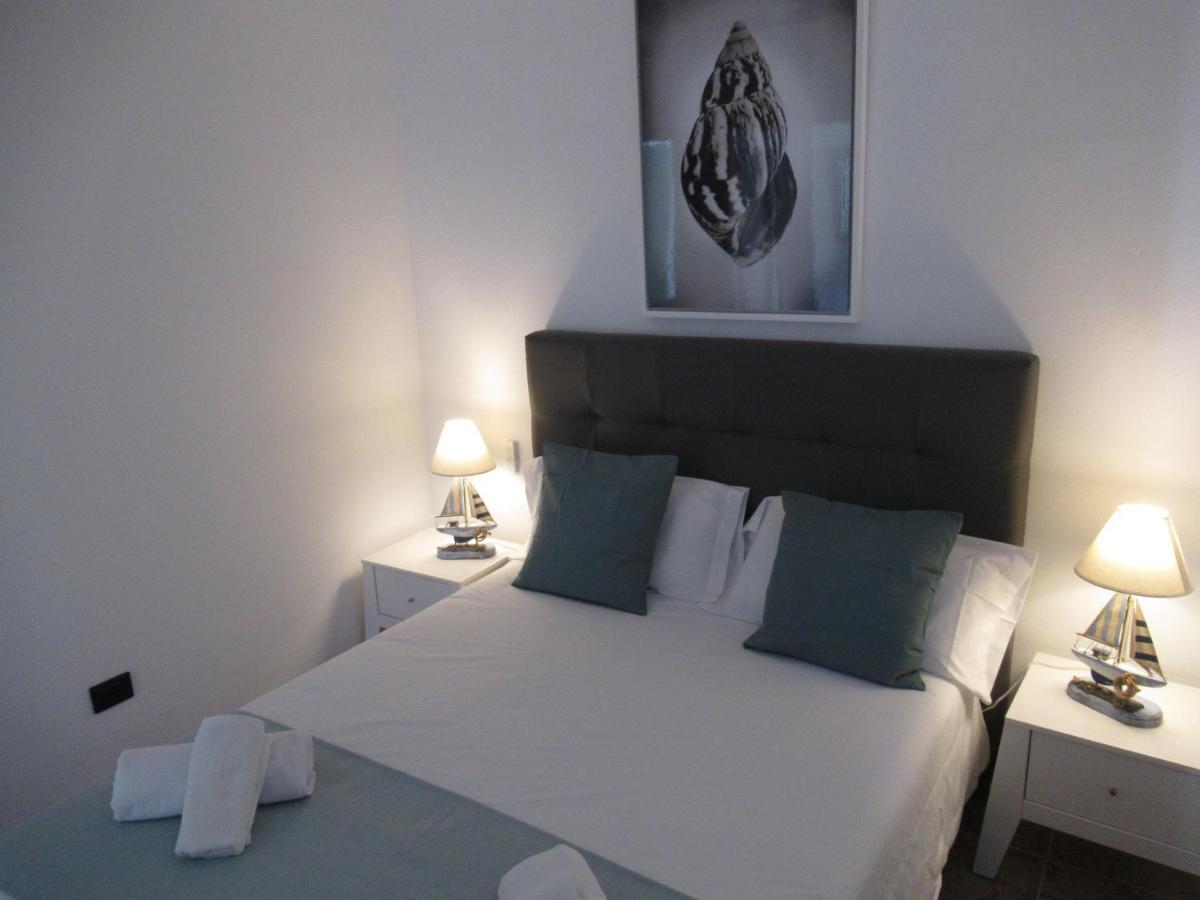 Nautico Boutique Apartments, By Comfortable Luxury - Adults Only คอร์ราเลโฮ ภายนอก รูปภาพ